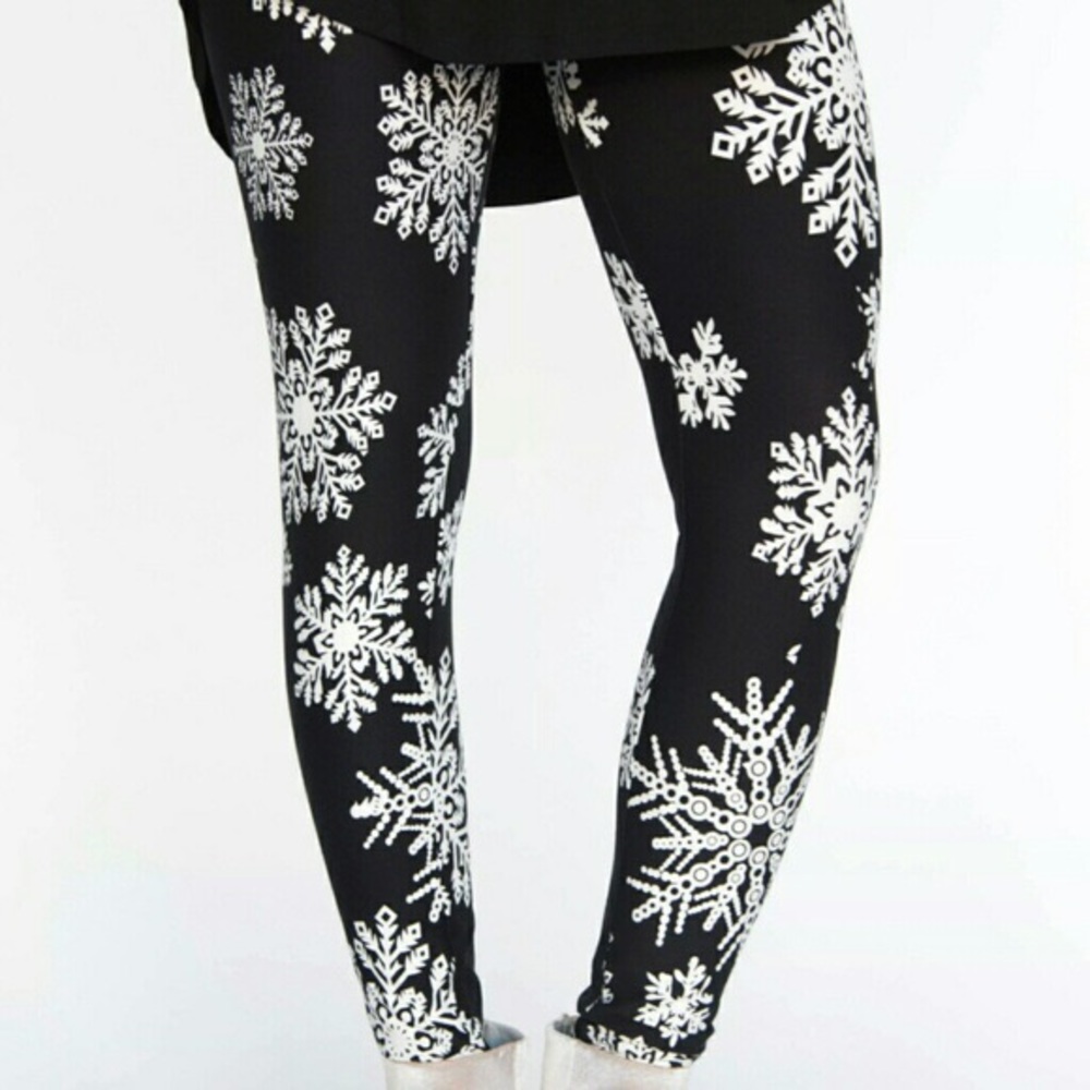 Agnes and Dora leggings